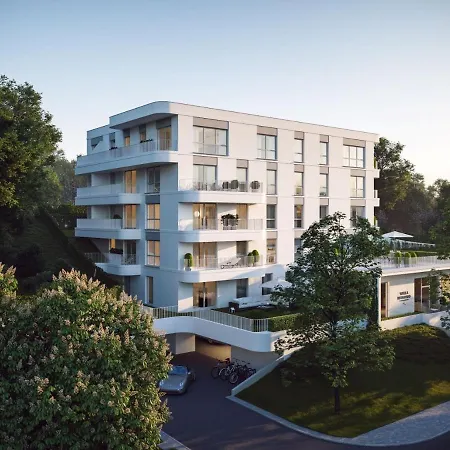 Przy Plazy W Redlowie *